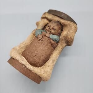 Tom Clark Gnome BABY JESUS in the Cradle 1981 Cairn Studios Nativity